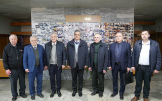 Cучасні розробки у галузі високих інформаційних технологій: які вони?  Керівництво Академії відвідало Інститут проблем реєстрації інформації НАН України