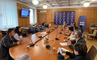 Вчені-політологи Академії взяли участь у експертному обговоренні «Інститути демократії в Україні: вихід з війни»