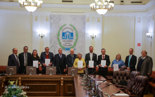 Відбулося нагородження лауреатів спільних премій президентів НАН України та Польської академії наук за 2024 рік