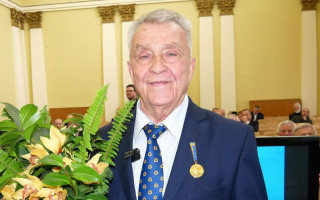 Нагороджено лауреатів Золотої медалі імені В.І. Вернадського Національної академії наук України за підсумками конкурсу 2024 року