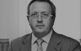 Із глибоким сумом сповіщаємо, що 11 грудня 2025 року на 70 році життя зупинилось серце видатного українського хіміка члена-кореспондента НАН України Володимира Сергійовича БРОВАРЦЯ