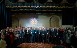 Науковці та освітяни обговорили роль людського капіталу у повоєнному відродженні України