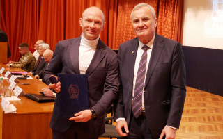 Урочисте вручення дипломів новообраним членам Національної академії наук України